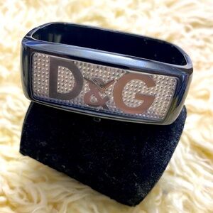 LIKE NEW DOLCE AND GABBANA CRYSTAL DIAL BANGLE LADIES WATCH DW0256